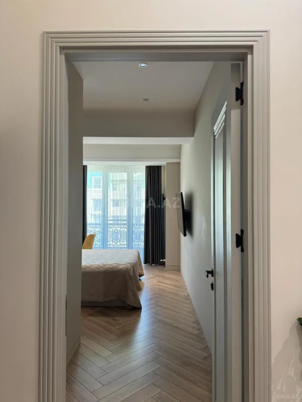 Kirayə verilir 2 otaqlı mənzil 82 m²