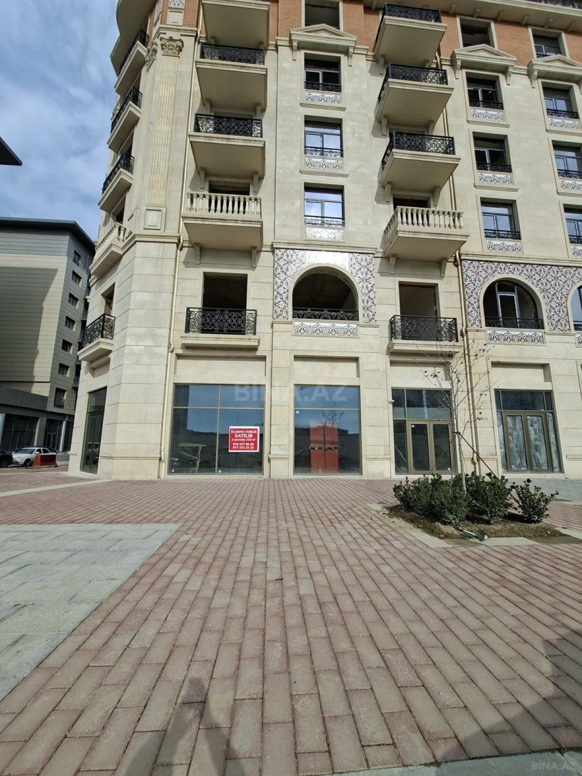 Satılır obyekt 111 m²