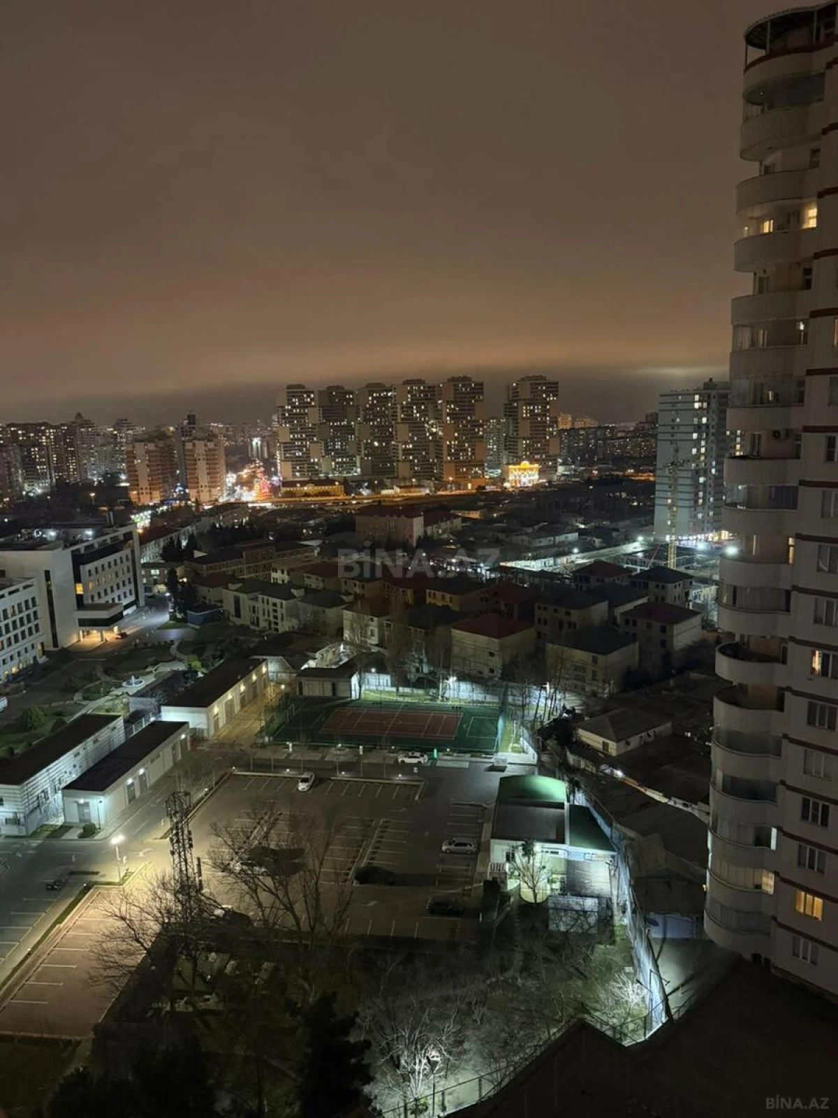 Kirayə verilir 2 otaqlı mənzil 53 m²