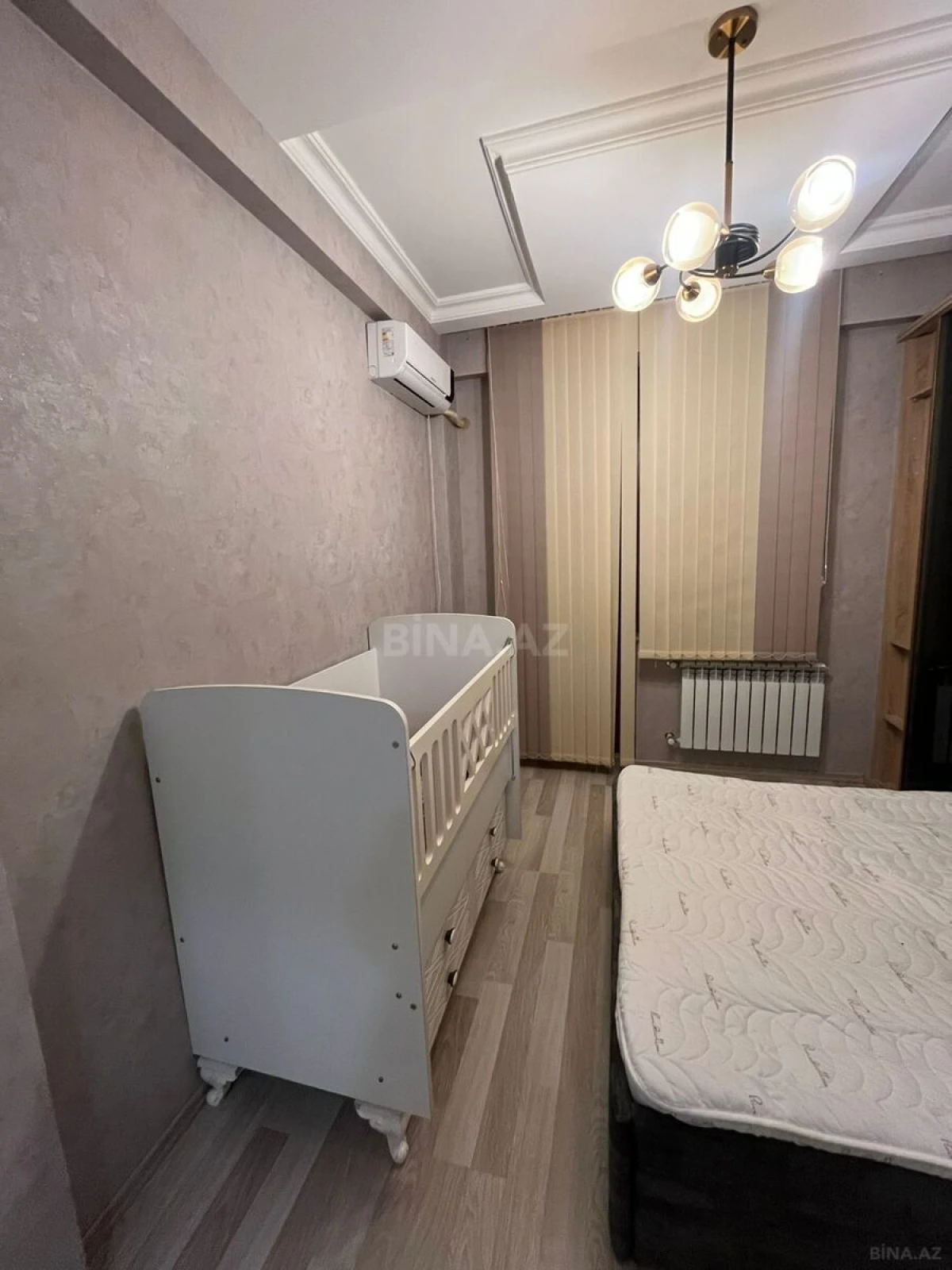 Kirayə verilir 2 otaqlı mənzil 65 m²