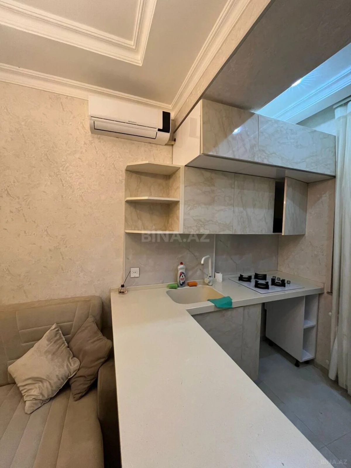 Kirayə verilir 2 otaqlı mənzil 65 m²