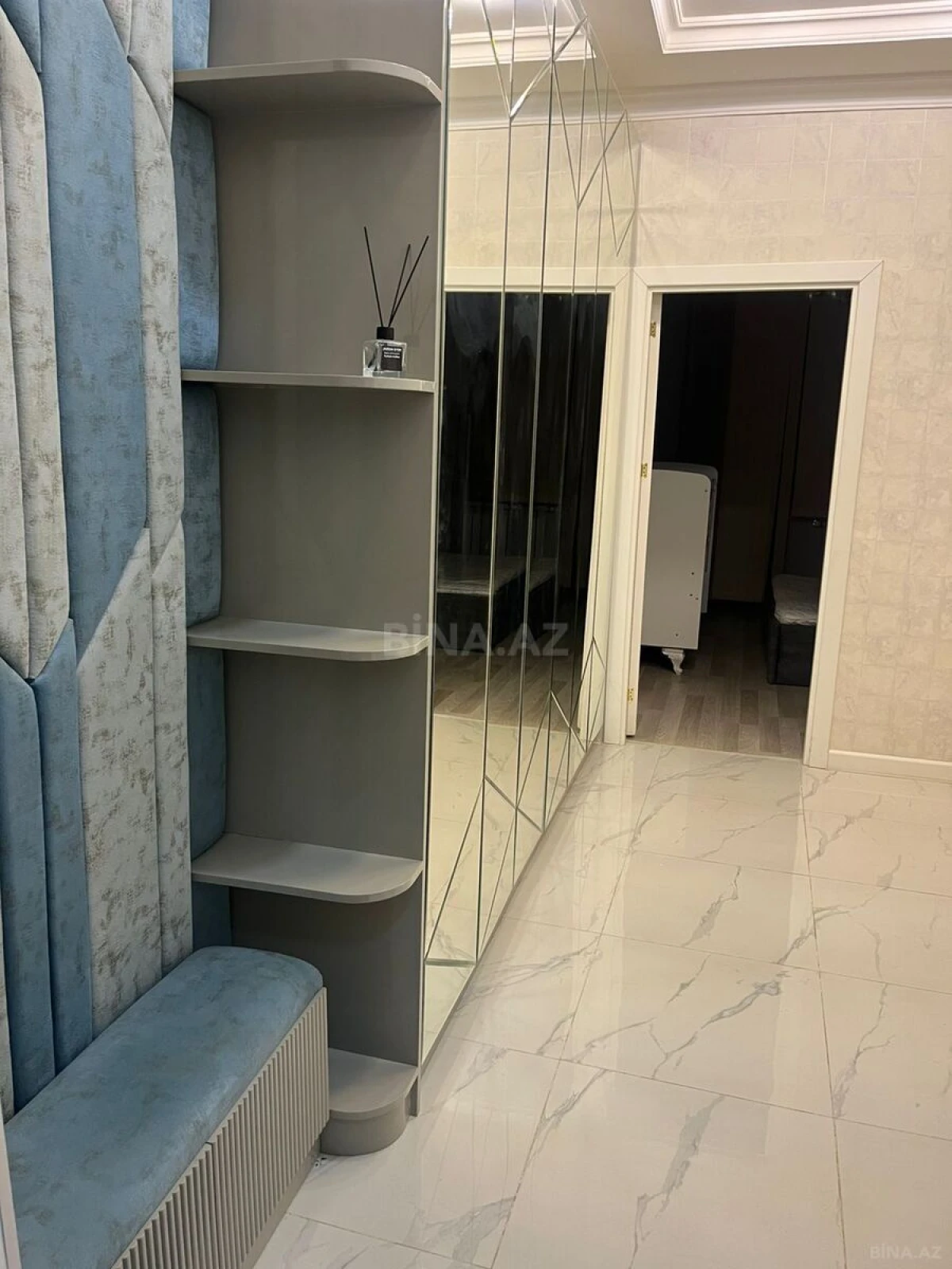 Kirayə verilir 2 otaqlı mənzil 65 m²
