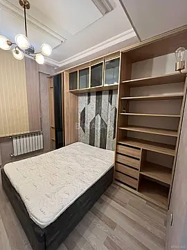 Kirayə verilir 2 otaqlı mənzil 65 m²