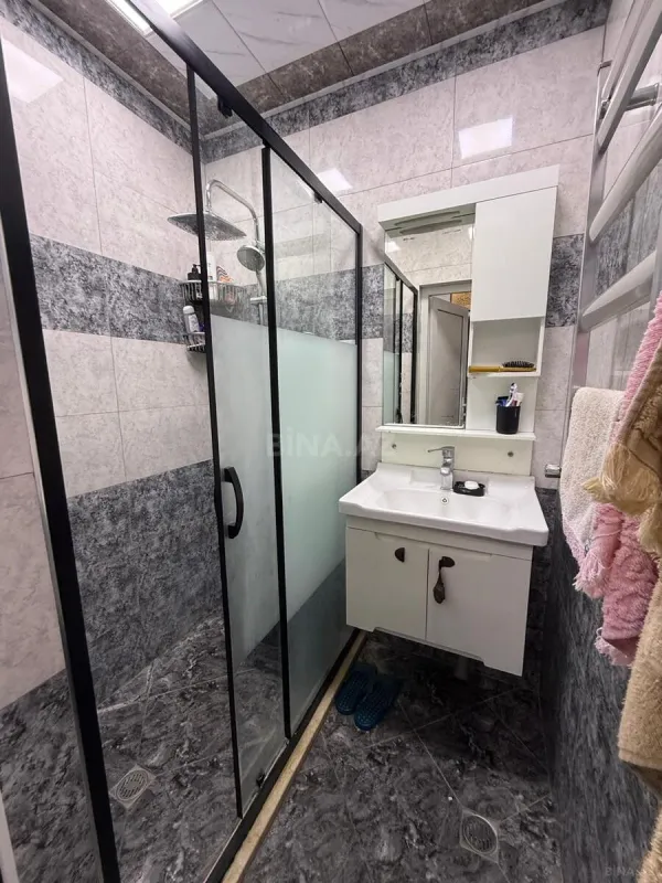 Satılır 2 otaqlı mənzil 90 m²