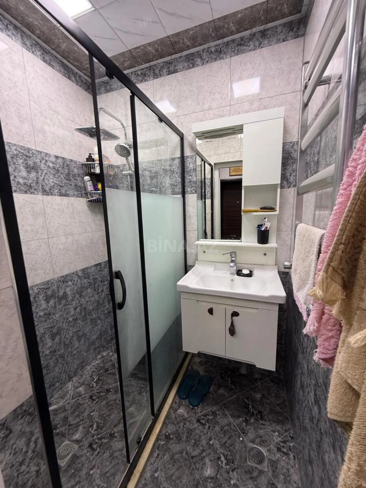 Satılır 2 otaqlı mənzil 90 m²