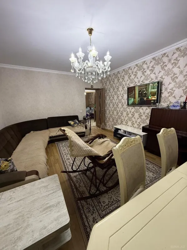 Satılır 2 otaqlı mənzil 90 m²