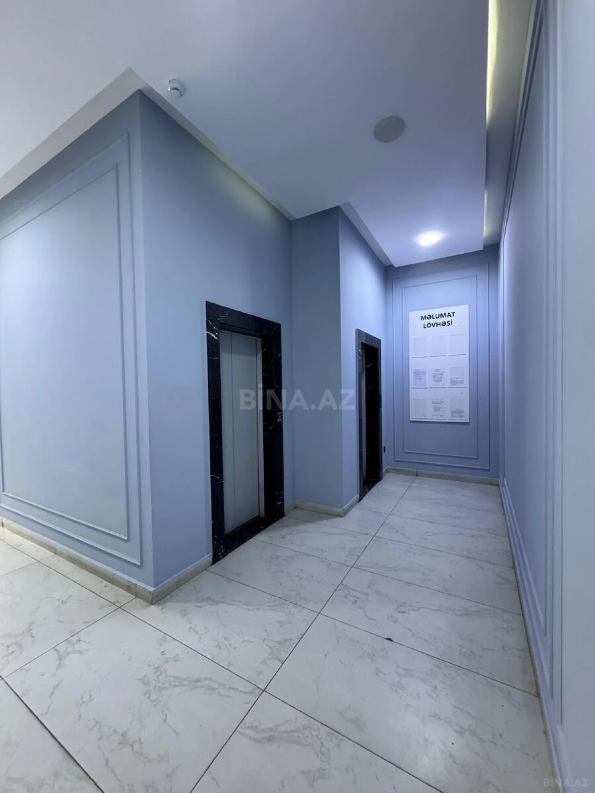Satılır 3 otaqlı mənzil 147 m²