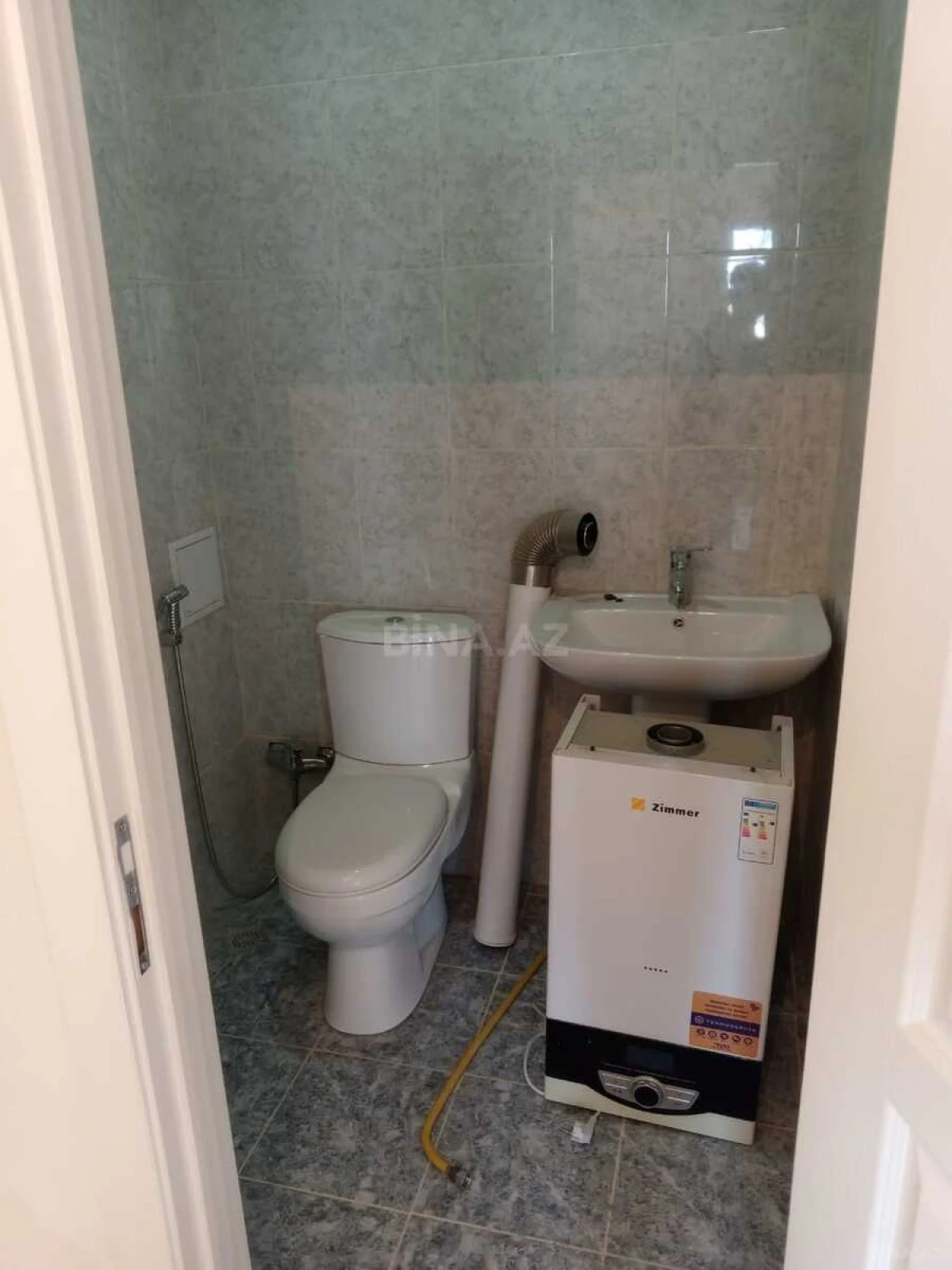 Satılır 4 otaqlı mənzil 85 m²