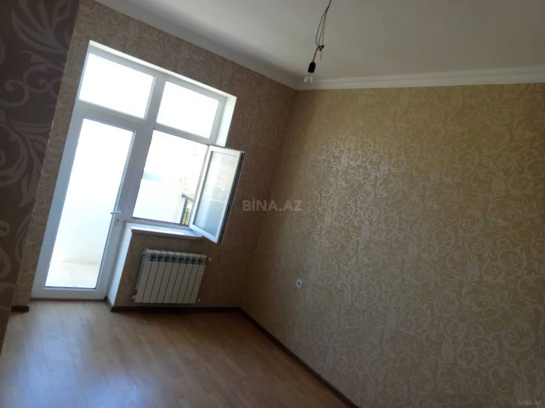 Satılır 4 otaqlı mənzil 85 m²