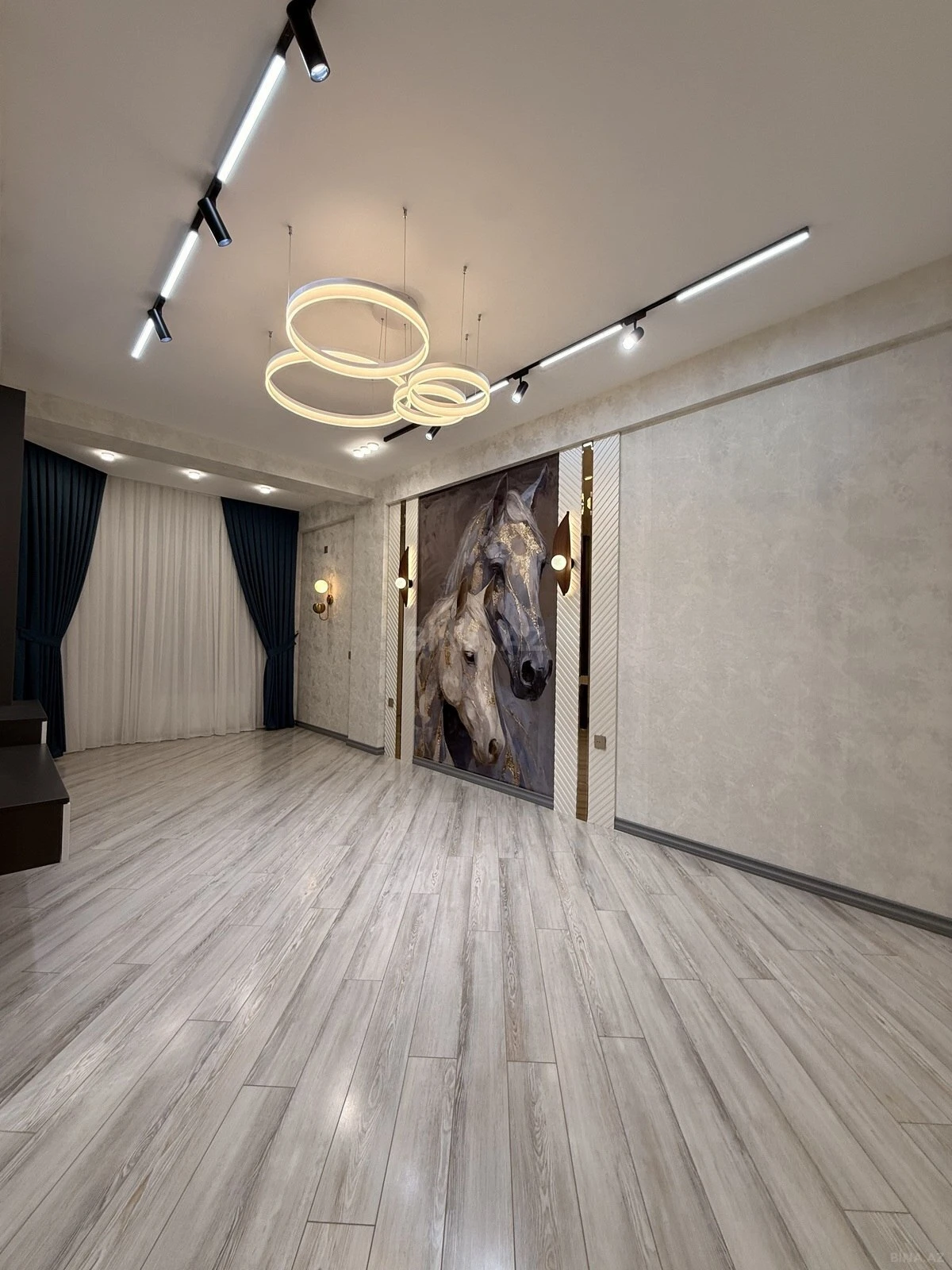 Satılır 3 otaqlı mənzil 96 m²