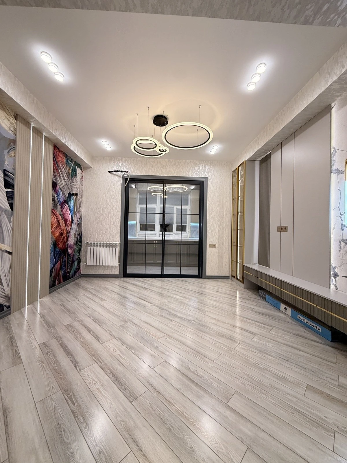 Satılır 3 otaqlı mənzil 96 m²