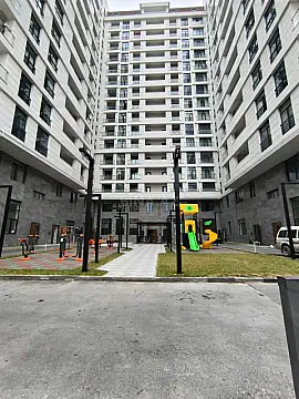 Satılır 2 otaqlı mənzil 94.5 m²