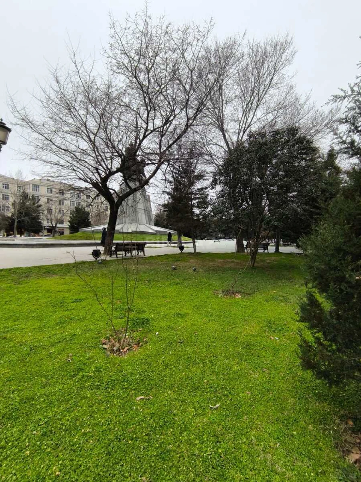 Satılır 2 otaqlı mənzil 94.5 m²
