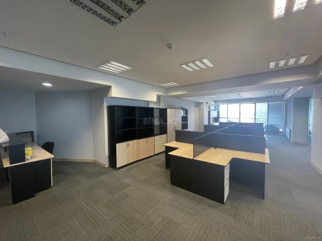 Kirayə verilir 4 otaqlı ofis 175 m²