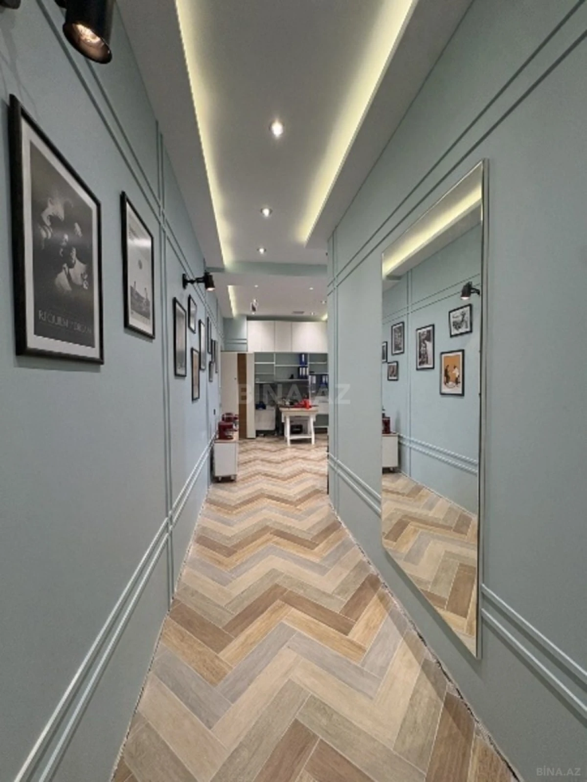 Kirayə verilir 2 otaqlı ofis 74.4 m²