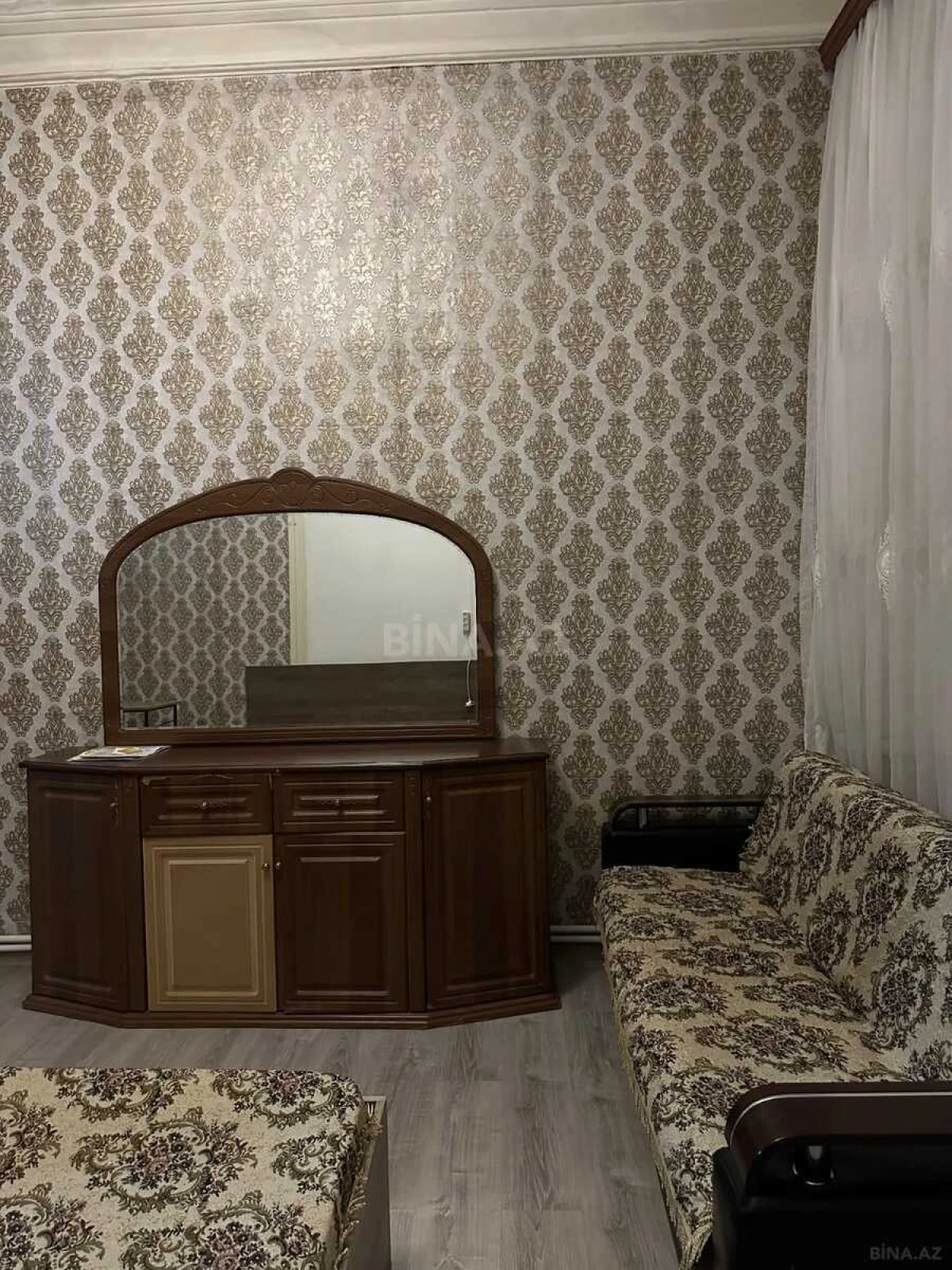 Kirayə verilir 2 otaqlı mənzil 60 m²