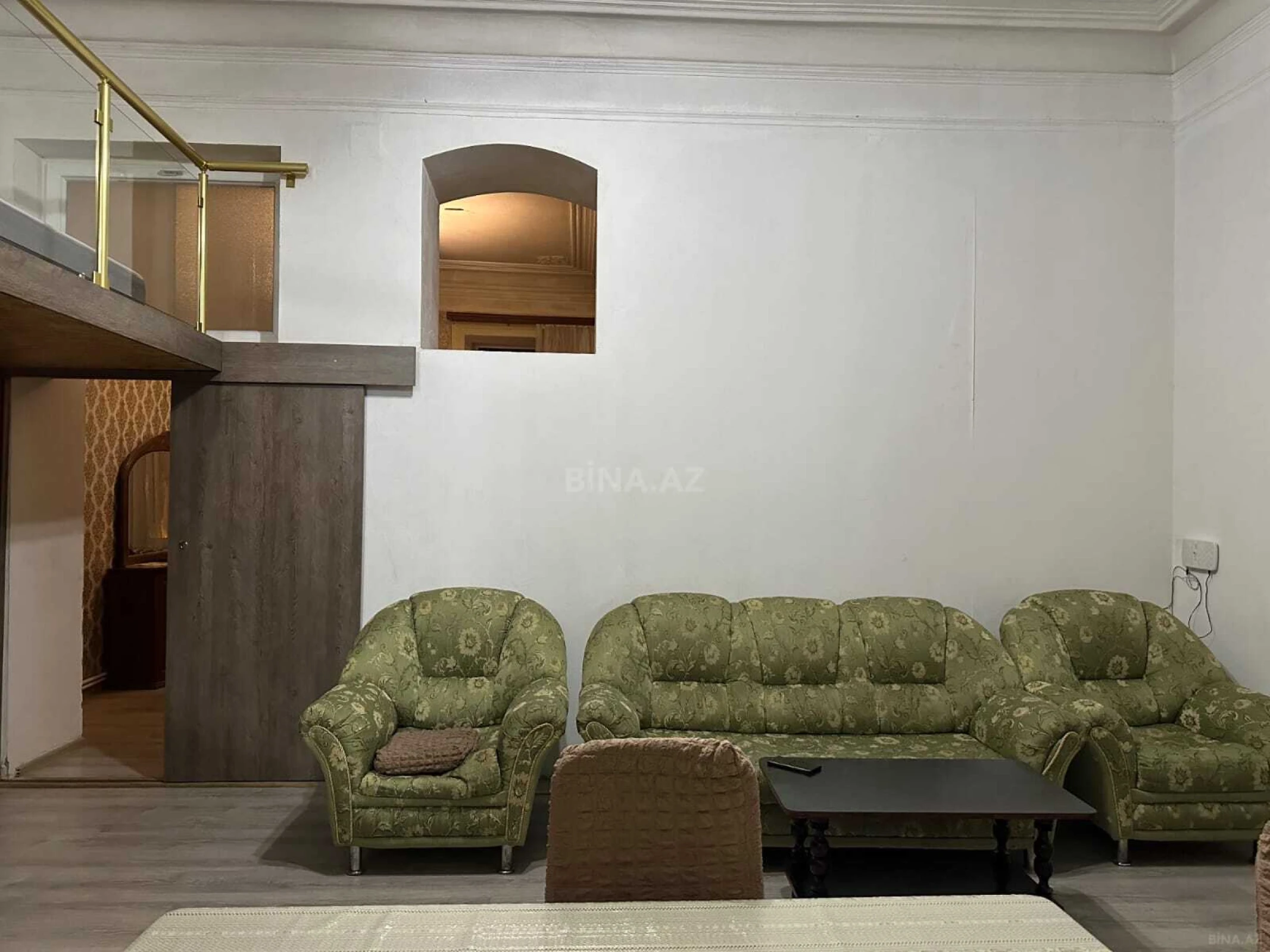 Kirayə verilir 2 otaqlı mənzil 60 m²