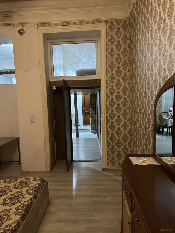 Kirayə verilir 2 otaqlı mənzil 60 m²