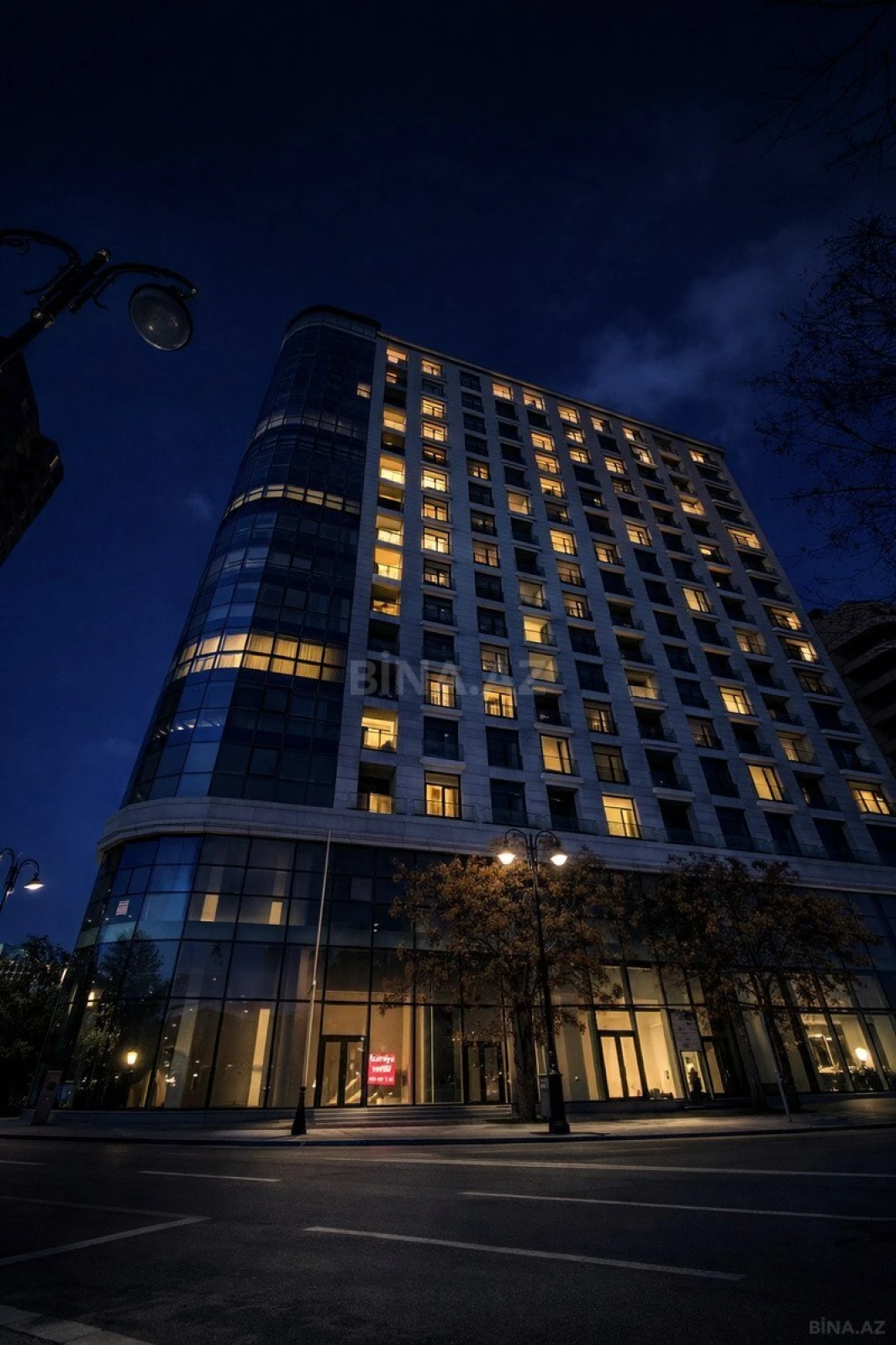 Satılır 3 otaqlı mənzil 102.7 m²