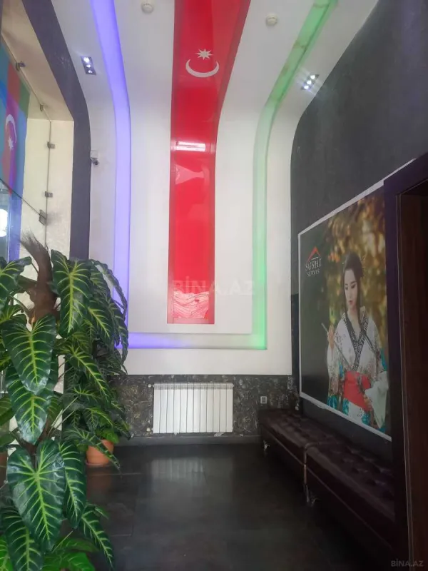 Satılır obyekt 274 m²