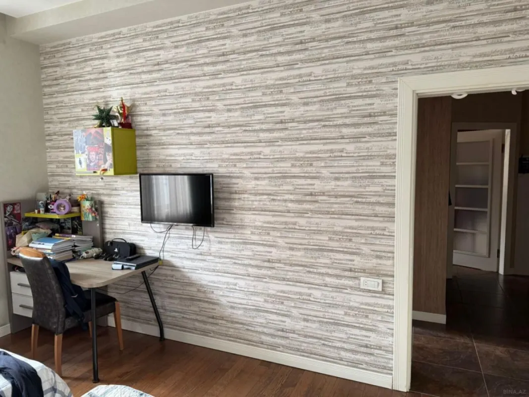 Satılır 3 otaqlı mənzil 105 m²