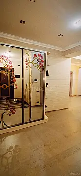 Satılır 4 otaqlı mənzil 170 m²