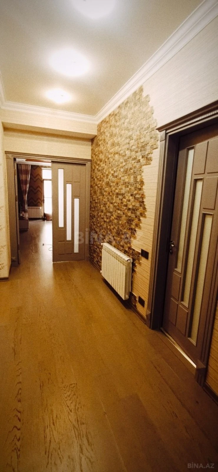 Satılır 4 otaqlı mənzil 170 m²