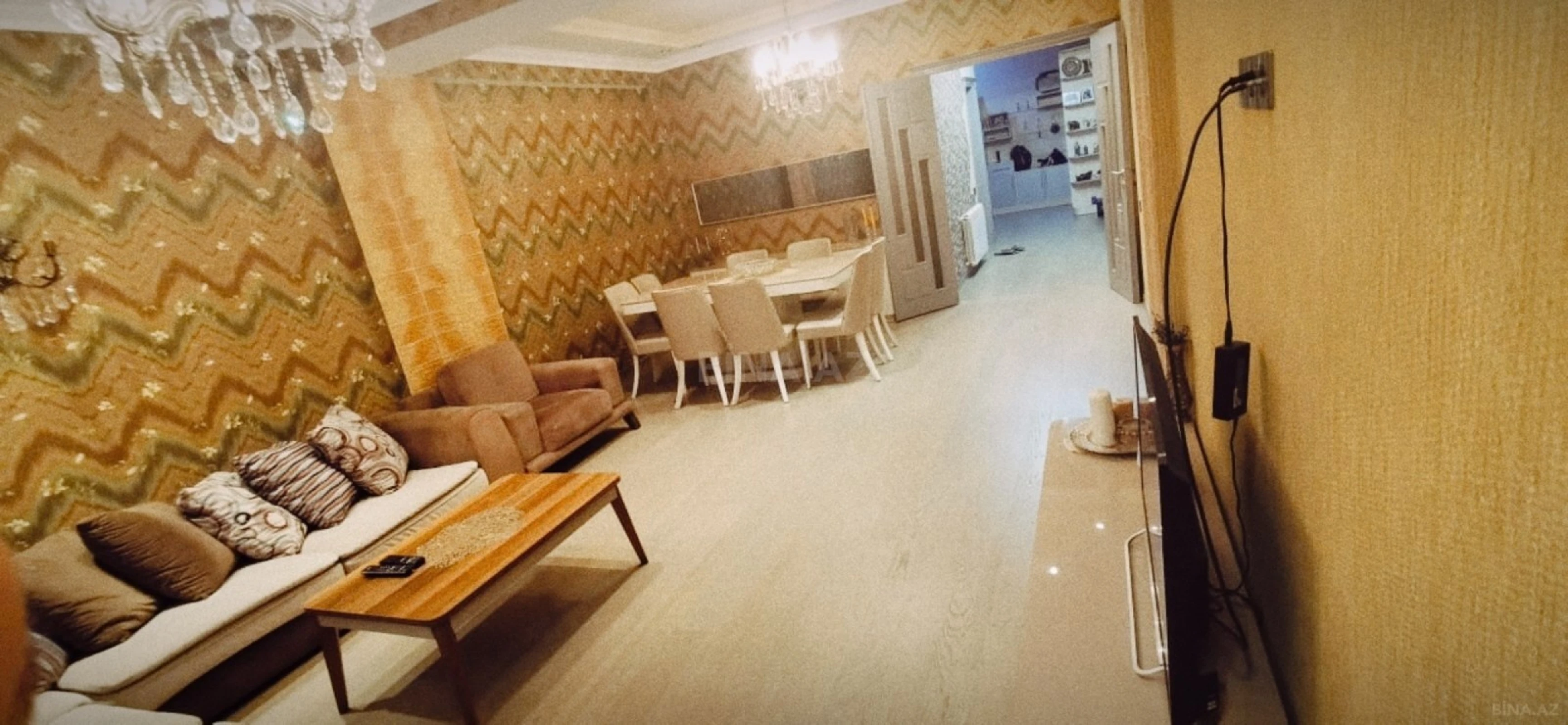 Satılır 4 otaqlı mənzil 170 m²