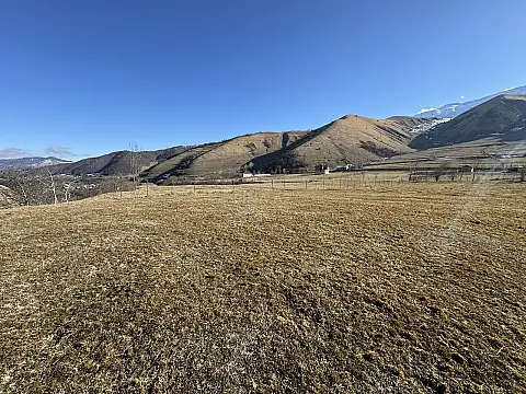 Satılır torpaq sahəsi 12 m²