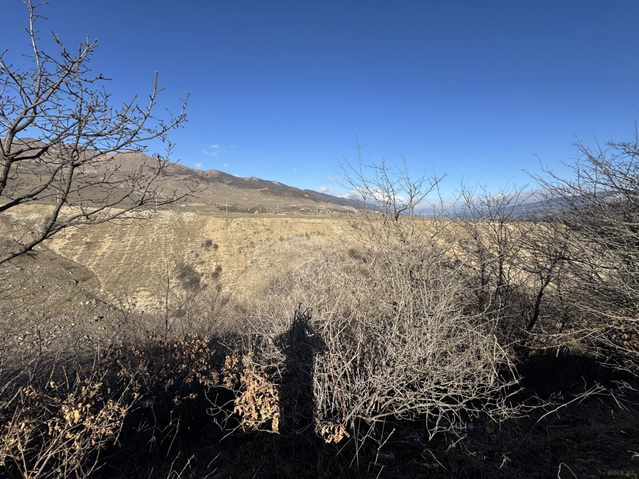 Satılır torpaq sahəsi 12 m²