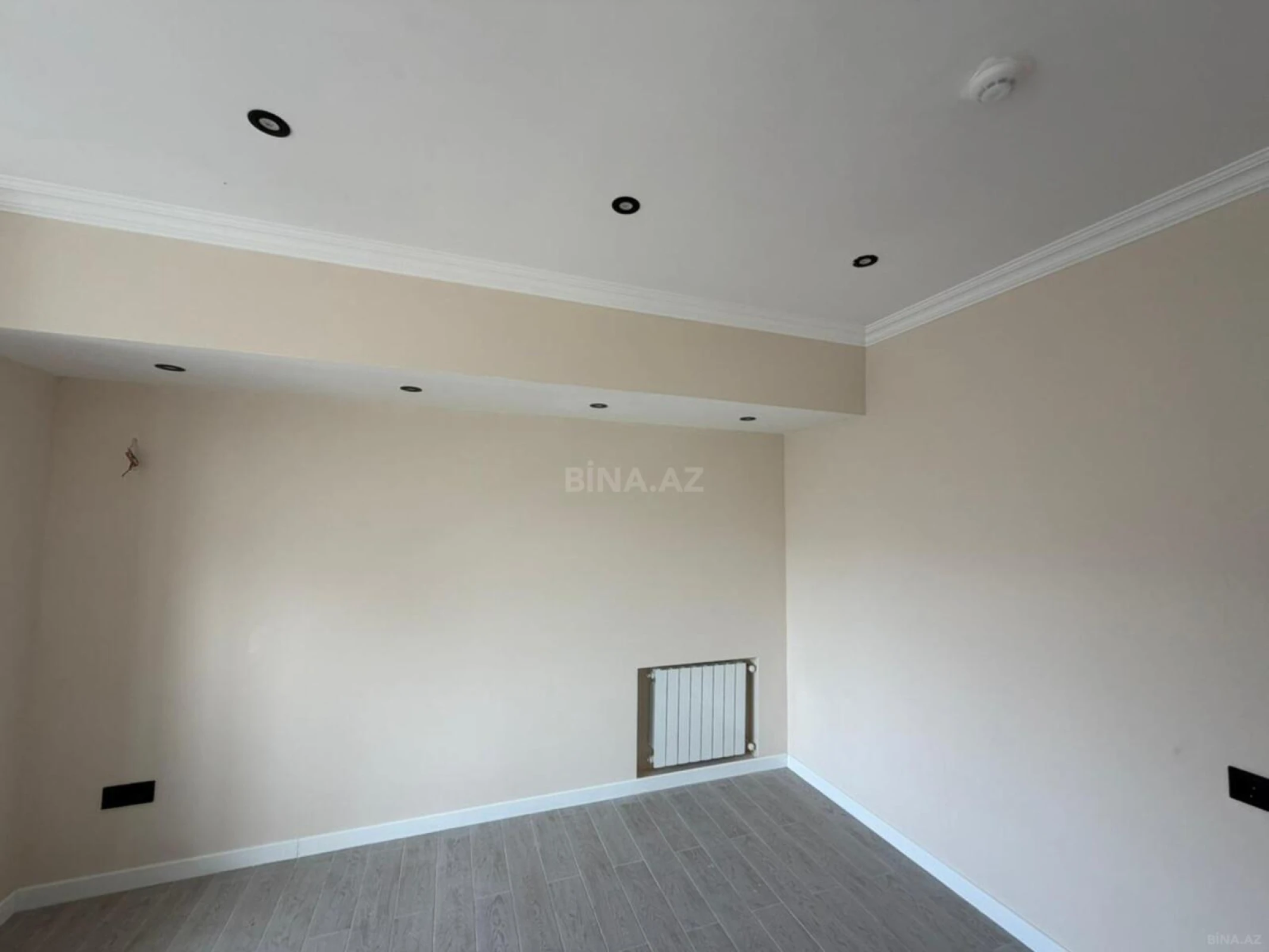 Kirayə verilir 4 otaqlı ofis 100 m²