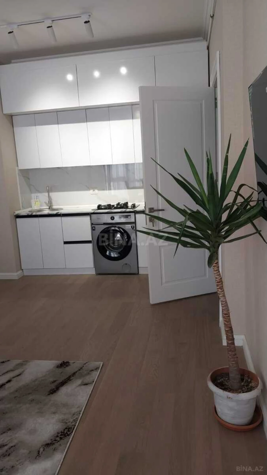 Kirayə verilir 2 otaqlı mənzil 50 m²