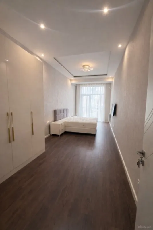 Satılır 2 otaqlı mənzil 72 m²