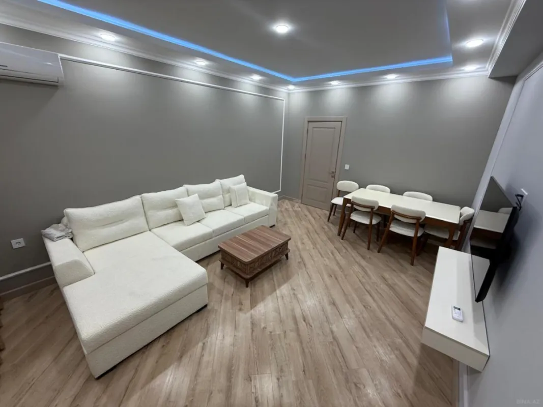 Kirayə verilir 3 otaqlı mənzil 115 m²