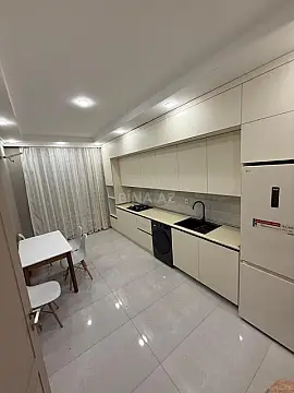 Kirayə verilir 3 otaqlı mənzil 115 m²