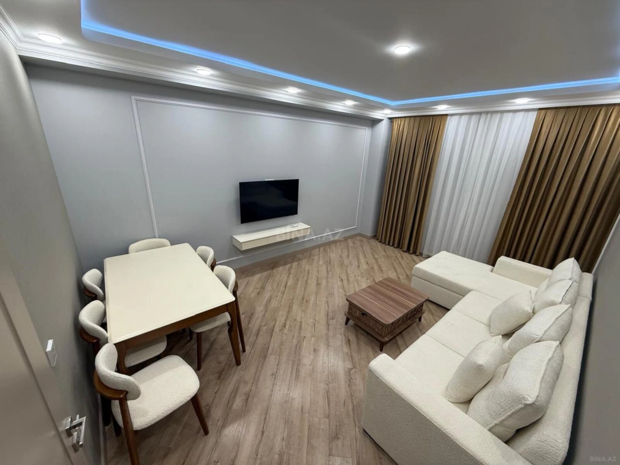 Kirayə verilir 3 otaqlı mənzil 115 m²