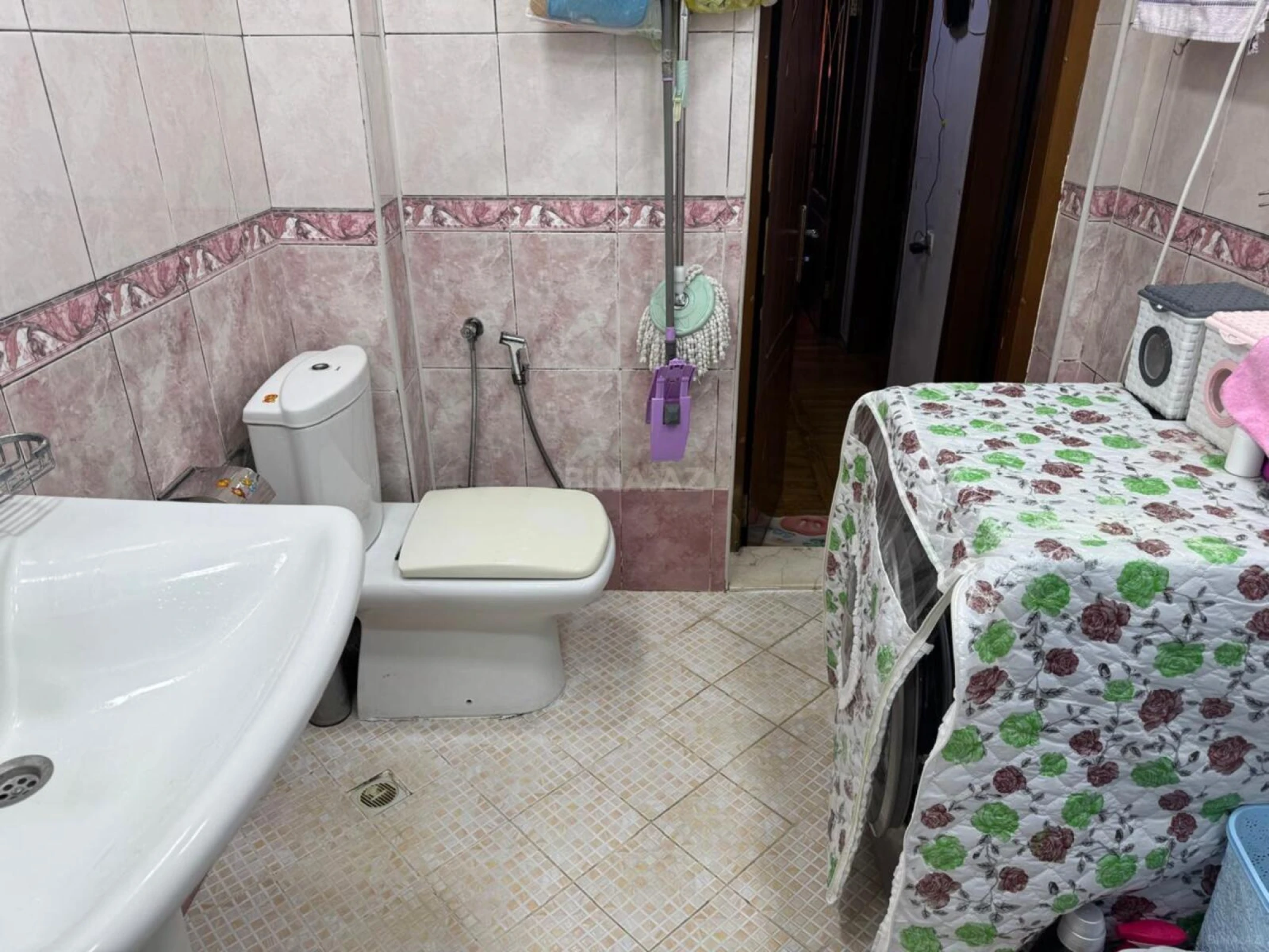 Satılır 2 otaqlı mənzil 65 m²