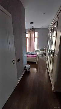 Satılır 4 otaqlı mənzil 120 m²