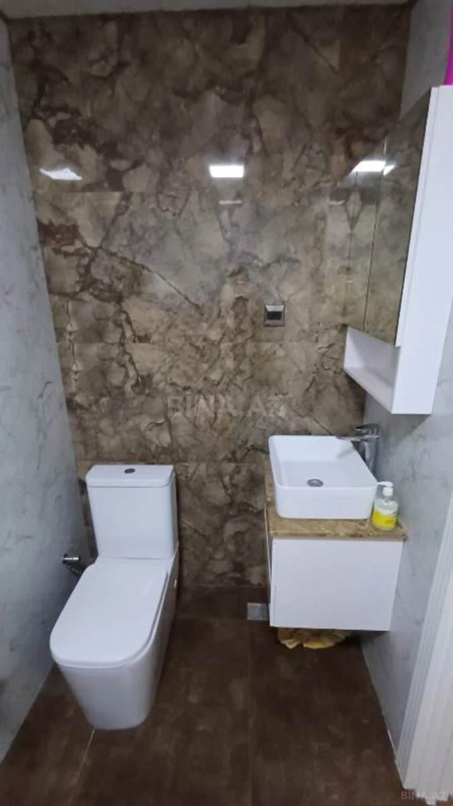 Satılır 4 otaqlı mənzil 120 m²