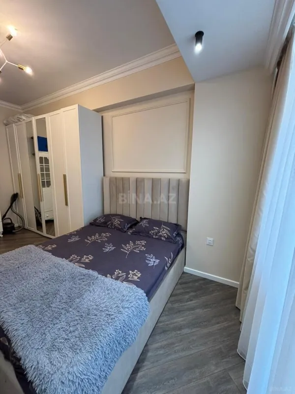 Kirayə verilir 2 otaqlı mənzil 74 m²