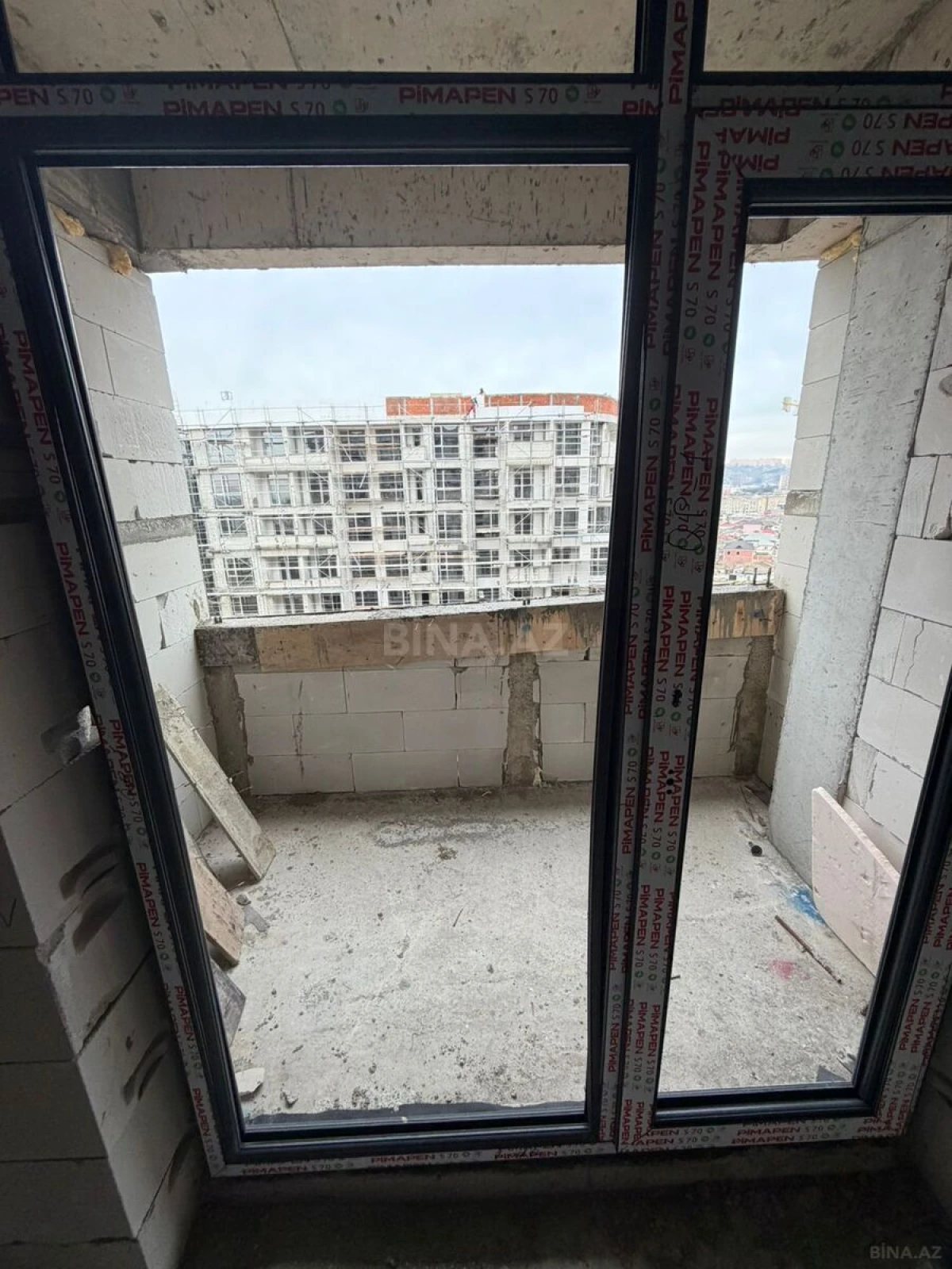 Satılır 1 otaqlı mənzil 65 m²