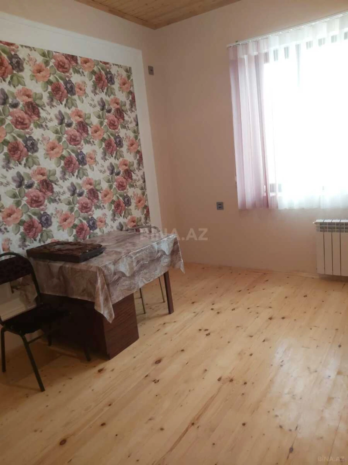 Kirayə verilir 6 otaqlı həyət evi 200 m²