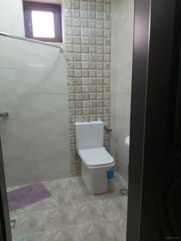Kirayə verilir 6 otaqlı həyət evi 200 m²