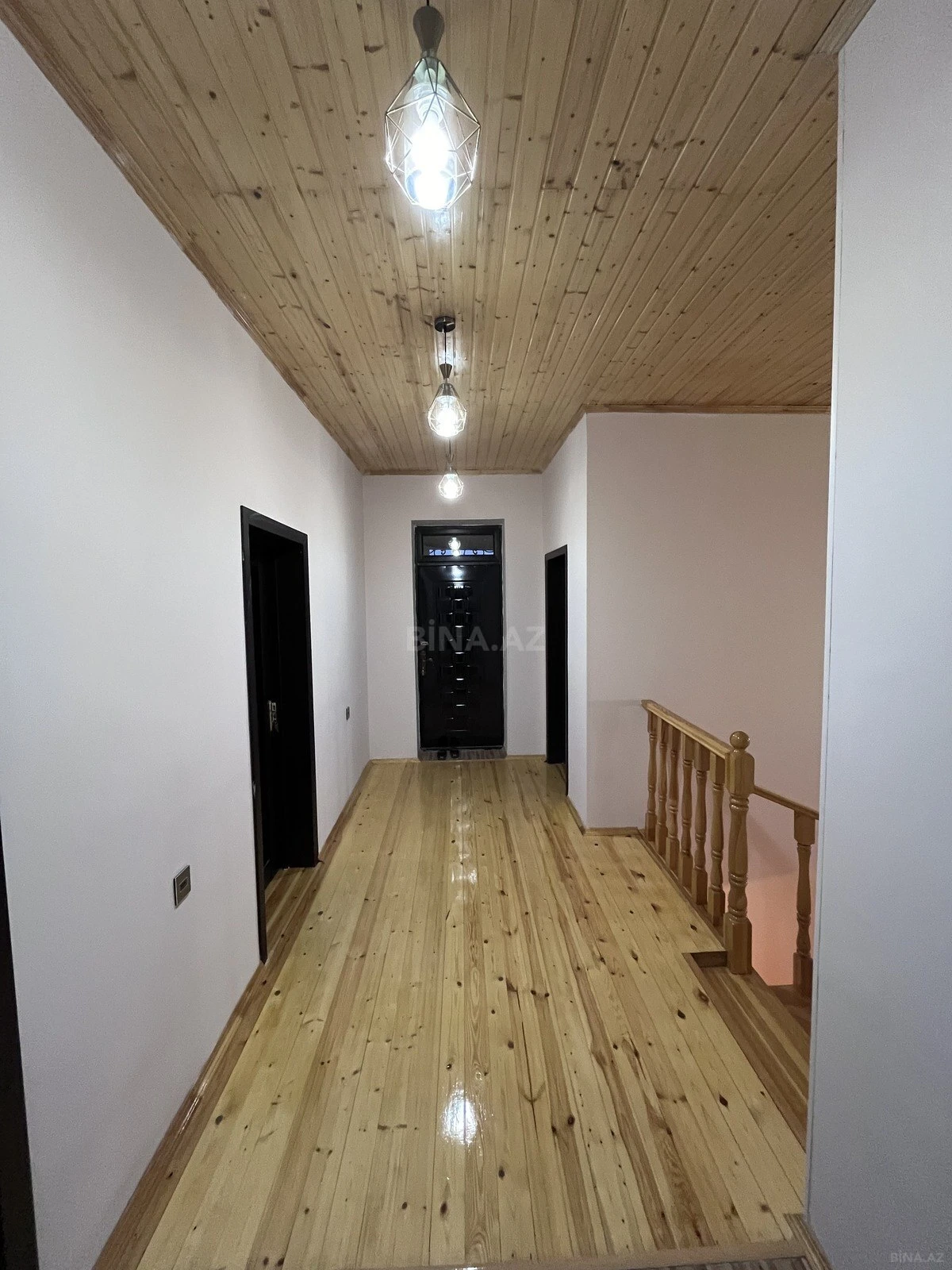 Kirayə verilir 6 otaqlı həyət evi 200 m²