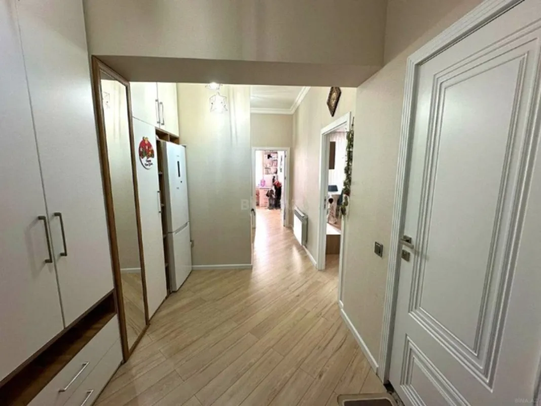 Satılır 2 otaqlı mənzil 64 m²