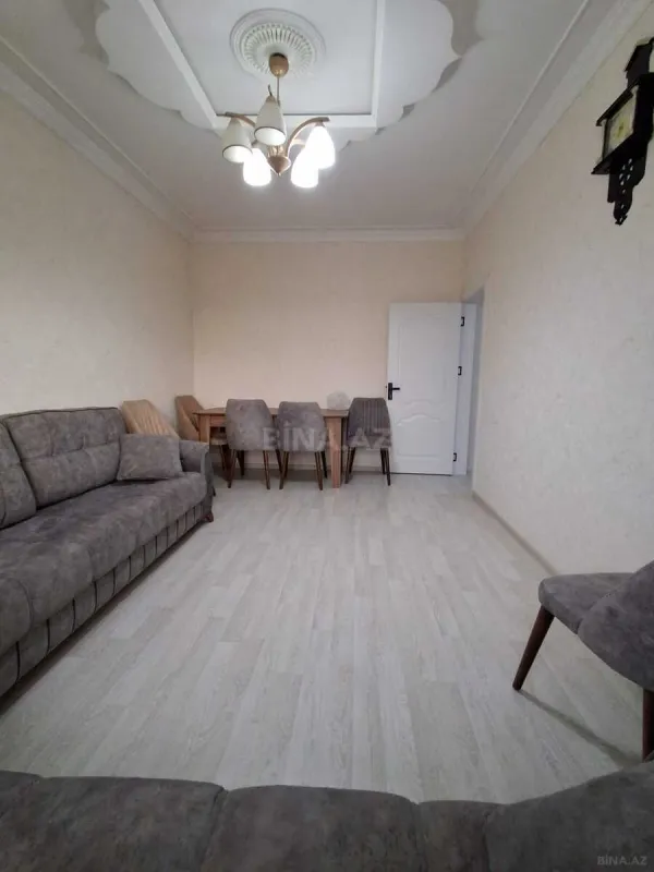 Satılır 2 otaqlı mənzil 65 m²