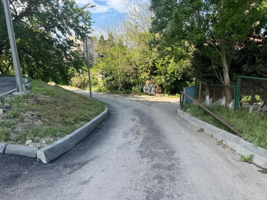 Satılır torpaq sahəsi 4 m²