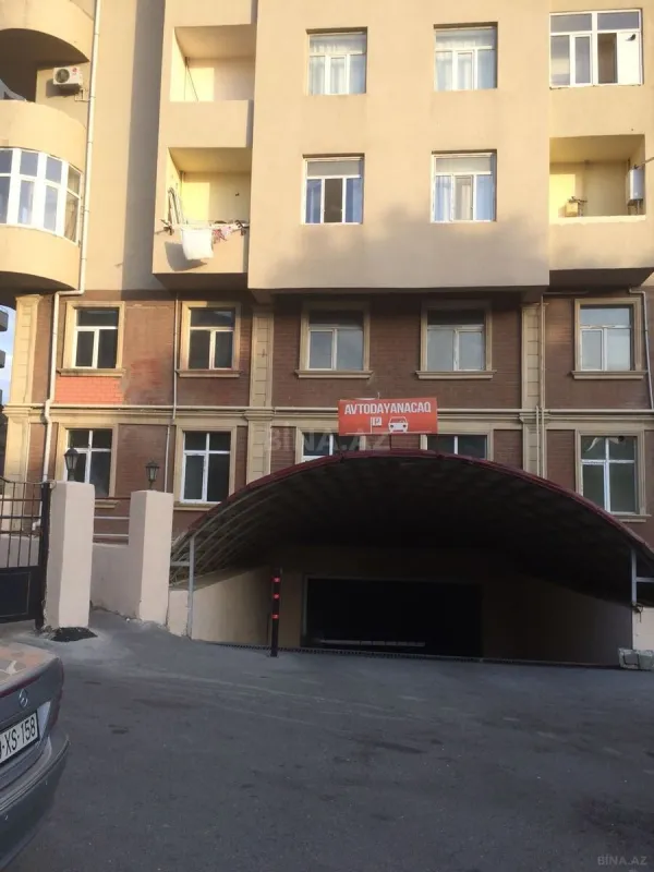 Kirayə verilir 3 otaqlı mənzil 112 m²