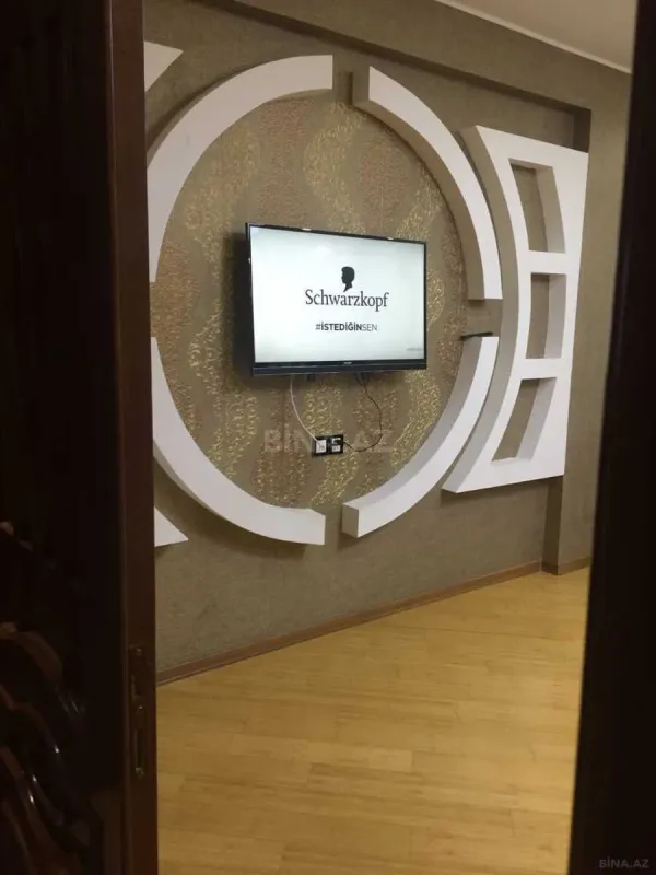 Kirayə verilir 3 otaqlı mənzil 112 m²