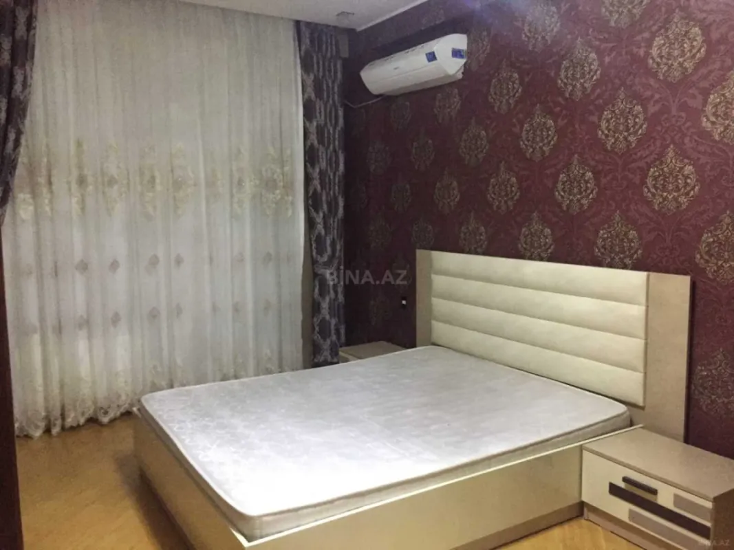 Kirayə verilir 3 otaqlı mənzil 112 m²